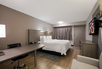 Superior Room, 1 King Bed (Smoke Free)