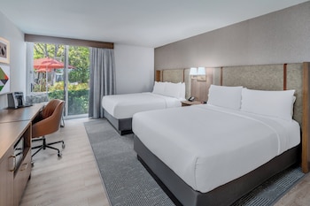 Standard Room, 2 Queen Beds, Accessible (Communications)