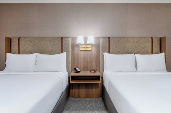 Standard Room, 2 Queen Beds, Accessible (Communications)