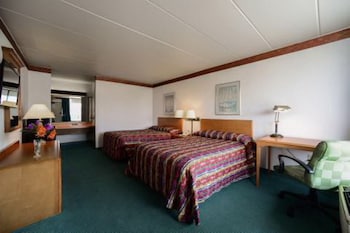 Standard Room, 1 King Bed, Smoking