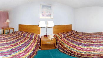 Standard Double Room, 2 Double Beds, Non Smoking