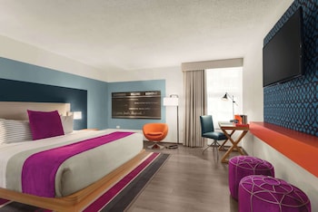 Superior Room, 1 King Bed