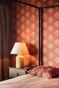 Suite, 1 Bedroom, Connecting Rooms (Mercurius Suite Connected To Twin Rm)