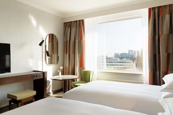 Deluxe Twin Room, Canal View