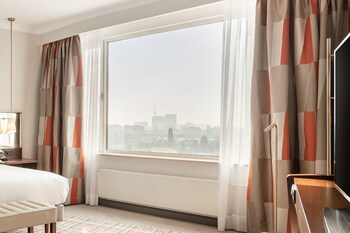 Deluxe Room, 1 King Bed