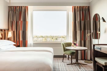 Deluxe Twin Room, Canal View