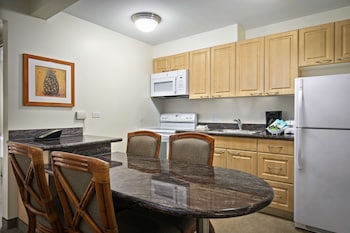Suite, Multiple Beds, Ocean View