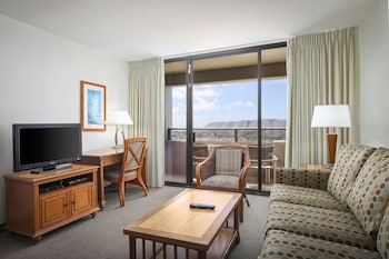 Room, Multiple Beds, Partial Ocean View