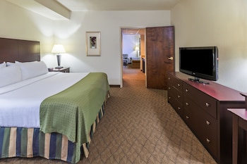 Suite, 1 Bedroom, Accessible (Communications, Accessible Tub)