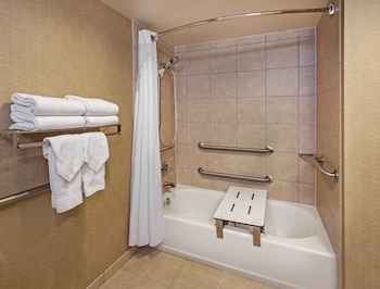Premium Room, 2 Queen Beds (Allergen Treated)