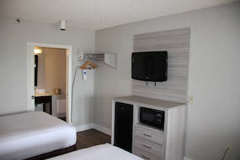 Standard Room, 2 Double Beds, Non Smoking, Balcony