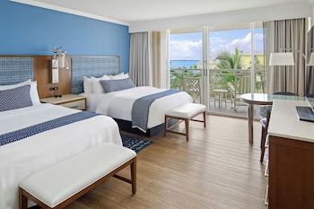 Room (2 Queens - Partial Bay View)