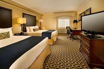 Standard Room, 2 Queen Beds, Non Smoking, Refrigerator & Microwave