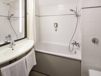 Standard Room with 1 Double Bed - Harbour view
