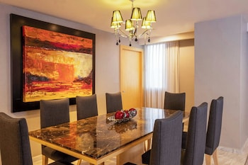 Senior Suite, 1 Bedroom, City View