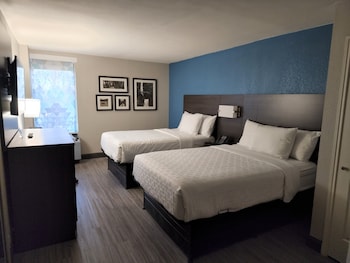 Deluxe Room, 2 Double Beds, Non Smoking