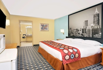 Room, 1 King Bed, Smoking