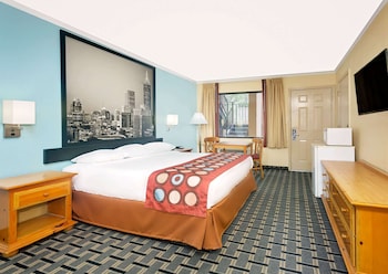 Room, 1 King Bed, Accessible, Non Smoking (Mobility)