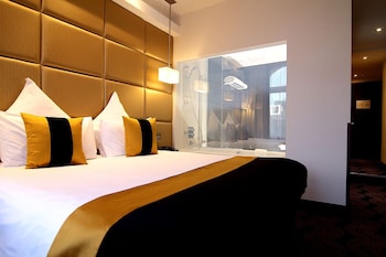 Club Room