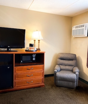 Premier Room, 2 Queen Beds, Non Smoking