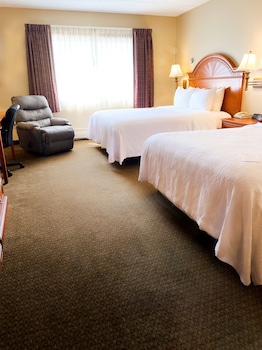 Premier Room, 2 Queen Beds, Non Smoking