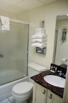 Room (Extended Stay-Queen and Murphy Bed)