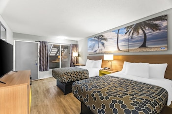 Standard Room, 2 Double Beds, Smoking