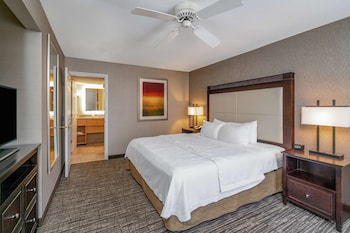Suite, 1 King Bed, Non Smoking