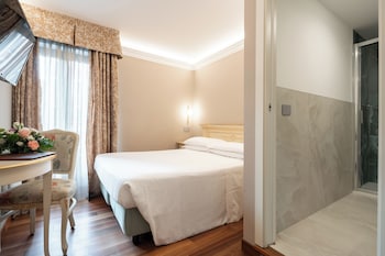 Double or Twin Room, Canal View
