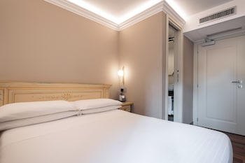 Double or Twin Room, Canal View