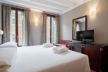 Double or Twin Room, Annex Building