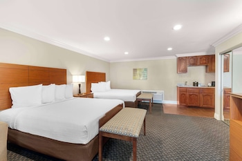 Suite, 2 Queen Beds, Non Smoking, Refrigerator & Microwave (Larger Room)
