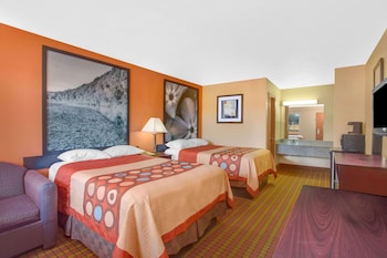 Double Room, 2 Double Beds