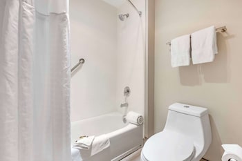 Standard Room, Multiple Beds, Non Smoking, Balcony (Larger Room)
