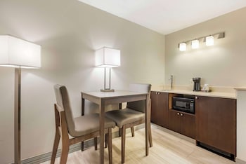 Standard Room, 1 King Bed, Non Smoking, Balcony (Larger Room)