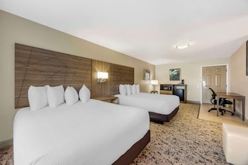 Standard Room, 2 Queen Beds, Accessible, Refrigerator & Microwave
