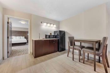 Suite, Multiple Beds, Non Smoking, Refrigerator & Microwave (Living Room;Larger Room)