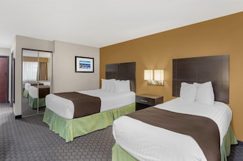 Standard Room, 2 Queen Beds, Non Smoking, Jetted Tub