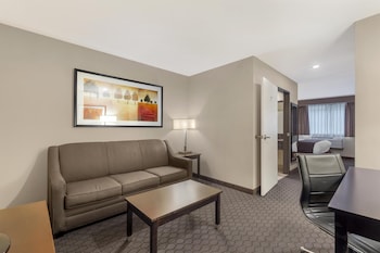 Suite, 1 King Bed, Non Smoking, Kitchen (with Sofabed, Full Kitchen)