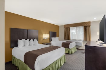 Standard Room, 2 Queen Beds, Non Smoking, Jetted Tub