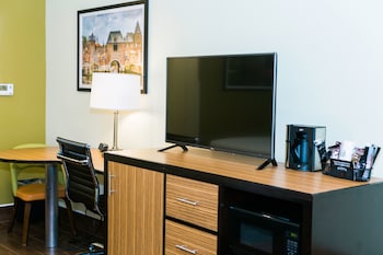 Room, 1 King Bed, Accessible