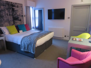 Family Room, 1 double and 1 bunk bed