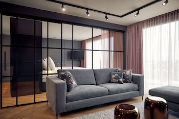 Luxury Suite