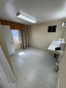 Room, 1 Queen Bed, Accessible, Non Smoking
