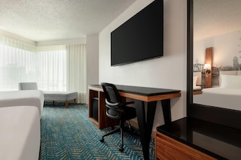 Deluxe Room, 2 Double Beds, Non Smoking