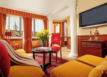 Suite (Navona)