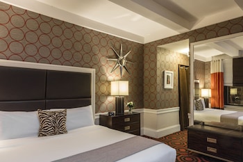 Superior Room, 1 King Bed