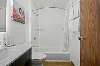 Room, 2 Queen Beds, Non Smoking