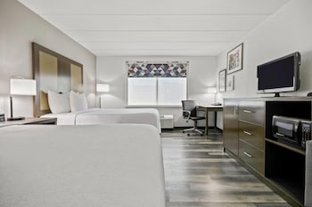 Room, 2 Queen Beds, Non Smoking