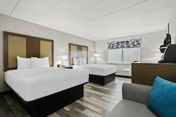 Room, 2 Queen Beds, Non Smoking